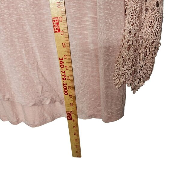 Chico's Women's Light Pink Crochet Long Sleeve Top SZ 2 M Rayon Spandex Stretch - Picture 8 of 9